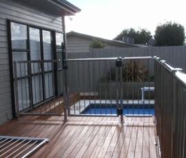 Custom stainless steel pool gate and fence - Elliott Engineering